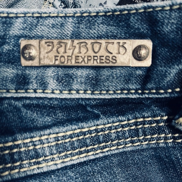 🍒 BOGO 🍒 EXPRESS Dark Wash Boot cut Jeans - Picture 10 of 15